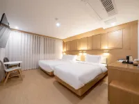 โรงแรมอันเดรสต์ โรงแรมใกล้Deokpo-dong