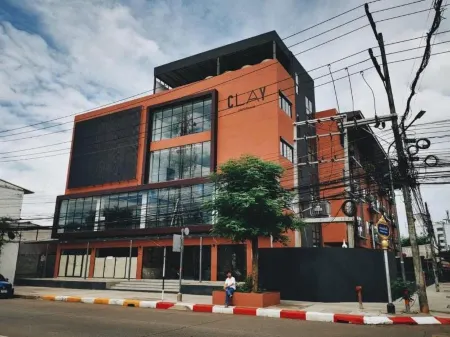 Clay Hotel Udonthani