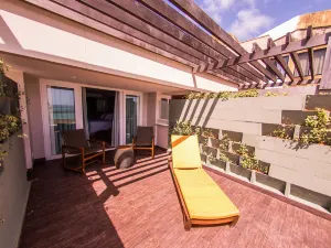 Vogal Luxury Beach Hotel & Spa