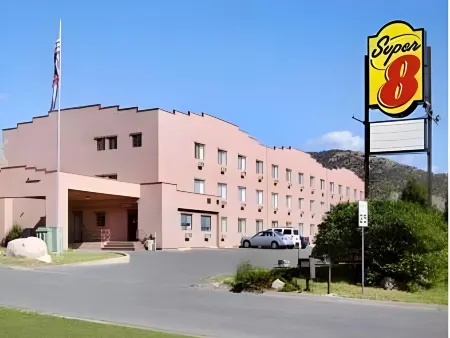 Super 8 by Wyndham Durango Отели рядом с достопримечательностью «Historic Downtown Durango»