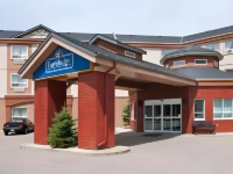 斯特拉斯莫爾Travelodge by Wyndham酒店 斯特拉斯莫爾酒店