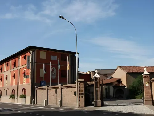 Luna Residence Hotel Hotel di Trecasali