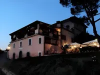 Hotel Ristorante La Pergola Hotel in zona Duomo di Civita Castellana