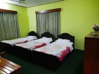 New Pokhara Lodge - Pokhara Lakeside - 2 étoiles