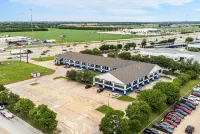 Days Inn by Wyndham McKinney - Wifi