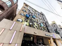 Sinchon Champus Các khách sạn gần Đền thờ Sajikdan
