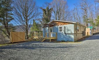 Peaceful Cottage w/ Views - Pets Welcome! - Housity