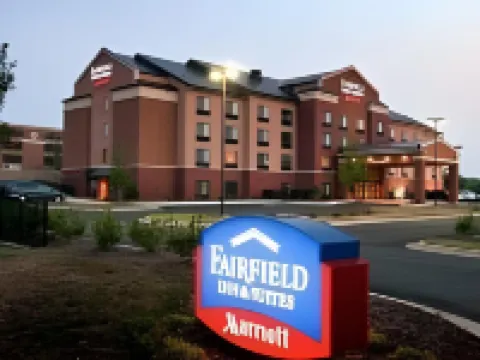 Fairfield Inn & Suites Charlotte Matthews Hotels in Charlotte