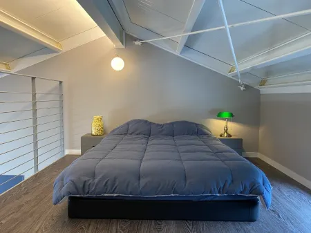 Sokcho Night Sky Pension Отели рядом с достопримечательностью «Sokcho City Museum & Displaced Civilians Folk Village»