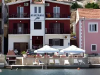 Apartments Tiho & Jelena Hotels in Metković
