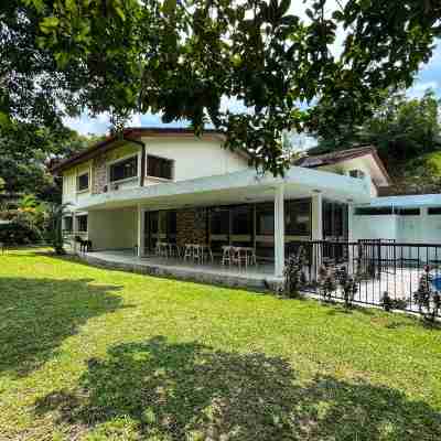 Bukit Tunku Grande Villa by uBook Hotel Exterior