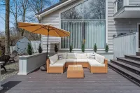 Pocono Scandinavian Cottage 2 Bedroom Cottage by RedAwning