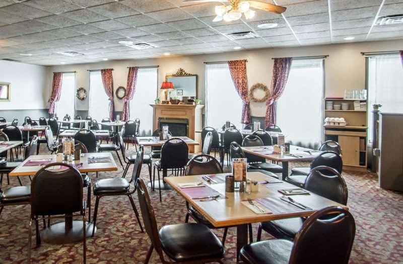 Rodeway Inn photo 3
