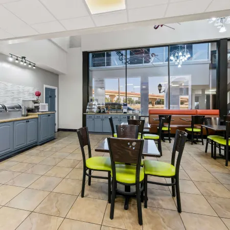 SureStay Plus Hotel by Best Western Lubbock Medical Center