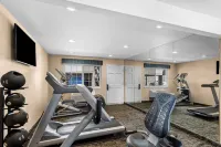 Best Western University Lodge - Gym