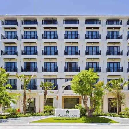 Ally Beach Boutique Hotel Hoian Отели рядом с достопримечательностью «Куа Дай»
