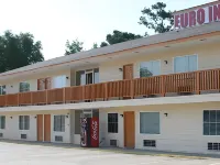 Euro Inn & Suites of Slidell Hotel dekat Slidell Historic Antique District