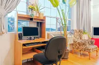 Super 8 by Wyndham Auburn Hotels in Auburn