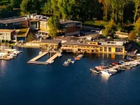 Przystań Hotel&Restaurants فنادق في 