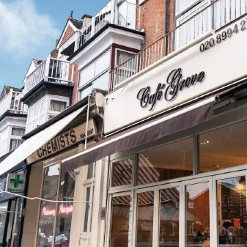 Holly Lodge Coach House Отели рядом с достопримечательностью «Чизик Хаус энд Гарденс»