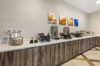 Comfort Inn & Suites Miami International Airport - breakfast