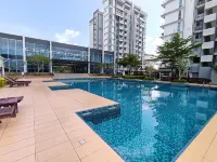 Railway Stylish Homestay (3Br3B) 6Pax by Cowidea Hotels in Senai