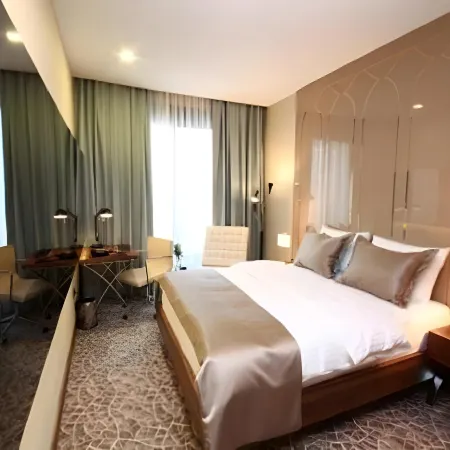 Inera Hotel Pendik Отели рядом с достопримечательностью «Станция метро Pendik»