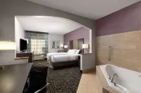 La Quinta Inn & Suites by Wyndham Snellville-Stone Mountain Hotels in Snellville