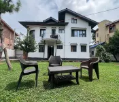 Dilan Residency villa -5 bedroom- centrally heated Hotels in 