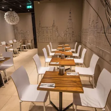 Hotel Cornelisz Отели рядом с достопримечательностью «Выставка «Тайны тела. Вселенная внутри»»