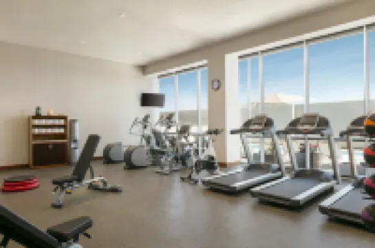 蒙特雷-阿波達卡希爾頓歡朋飯店