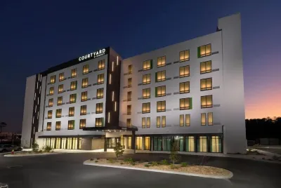Courtyard Lake City Hotels in Lake City