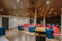 Hibis Beach Resort - Ashwem, Goa - Airport Shuttle