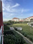 T2 46m2 apartment with 12m2 terrace overlooking the estate's superb swimming pool