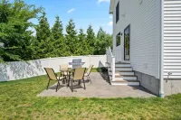 Amazing new construction in this beautiful home, walk to Rodger Wheeler Beach. ポイント・ジュディス灯台周辺のホテル