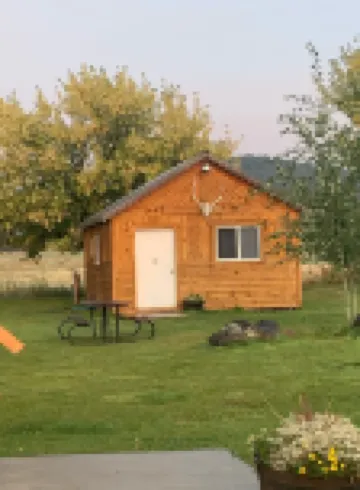 A RANCH CABIN The Deer Cabin” 卡里布縣酒店