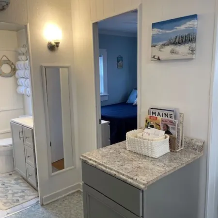 Summer Sea Cottage in Watercrest Near Beaches and Restaurants