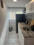Cozy studio Tiny Nests in Tampa with WiFi, AC Family friendly-.Pet-Friendly Hotels in Lake Magdalene