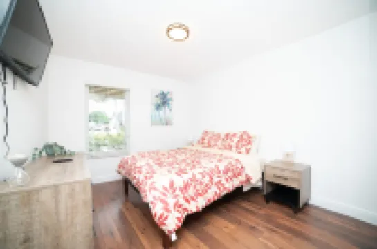 🏖Spacious Villa 🌴 4-Bedroom with Heated Pool 🤩🔥