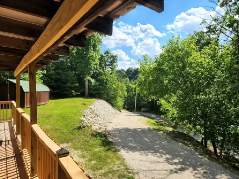Relaxing, cozy cabin in the heart of the Red River Gorge!