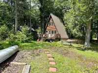 Waterfront -Cozy Camp Triangle