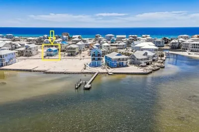 Perfect 10/10 Rated Navarre Beach House-1 Minute Drive/5 Minute Walk to the Gulf Các khách sạn gần Navarre Beach Sea Turtle Conservation Center