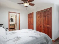 Cheerful Home, 3B, 3B, 2 Blocks to the Ocean Hotels in Belmar