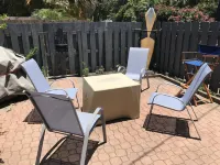 Walk to Beach! East of A1A Central beach. Newly renovated fully equipped. Hotel a Vero Beach