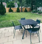 Stylish Family/Pet Friendly Cottage in Coveted Clark Park with Fenced In Yard - مطابخ