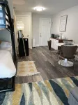 Brand New! Studio B: Sleeps 4, Walk to beach/town, seasonal pools, kitchenette