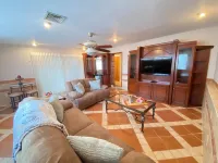 Huge 4BR/2Bath/Free Parking/NYC/ EWR/ MetLife/ 2 KING BEDS!