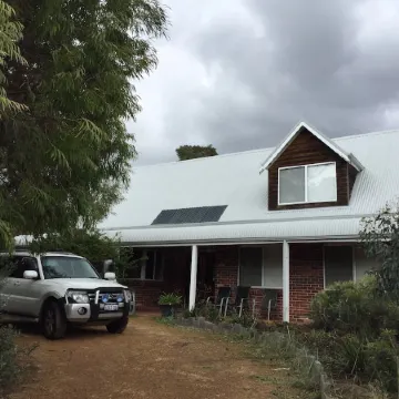 Dunsborough  - Stroll to Town or the Beach in  Minutes