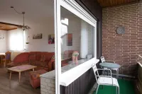 FeWo Walter - House 1 St.- Andreasberg, south-facing slope, quiet, family-friendly, WLAN 상트안드레스베르크 호텔