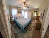 Beautiful, Cozy Condo with large private deck!